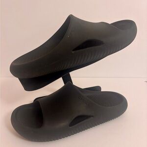 Crocs Mellow Recovery Slide sandals M7 W9 Black